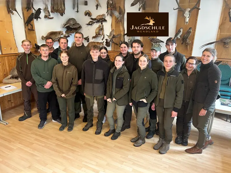 Gruppenfoto der Jagdkursgruppe Oktober 2026