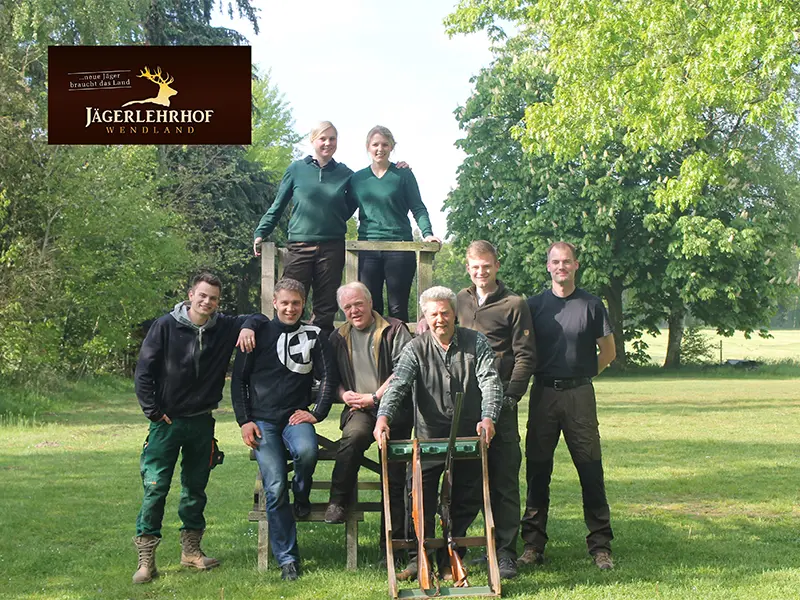 Gruppenfoto der Jagdkursgruppe Mai 2015