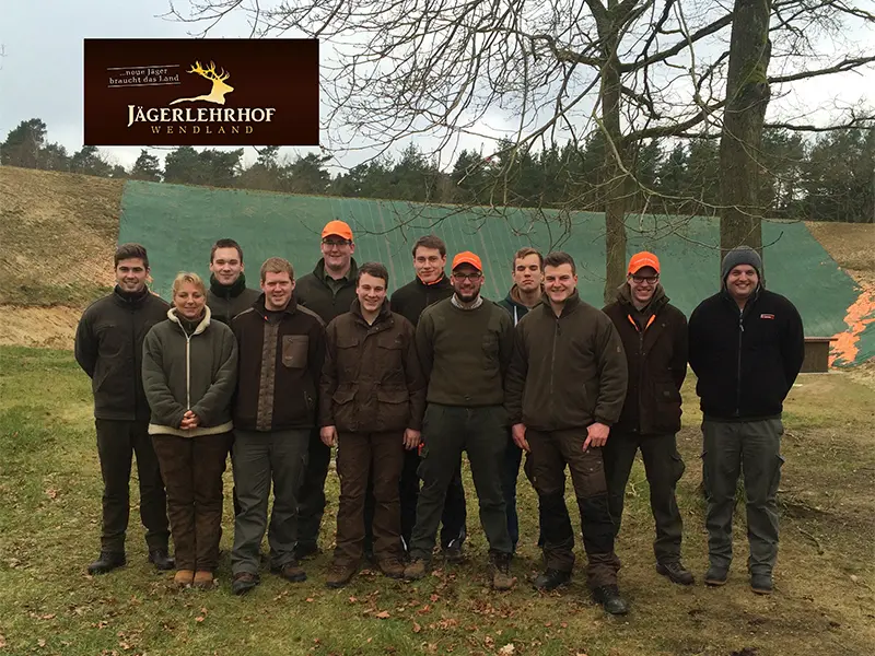 Gruppenfoto der Jagdkursgruppe Michelsenschule Hildesheim 2015