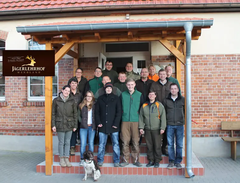 Gruppenfoto der Jagdkursgruppe Märzkurs 2014